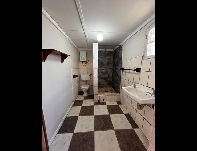 5 BEDROOM FREESTANDING FOR SALE IN QUIGNEY